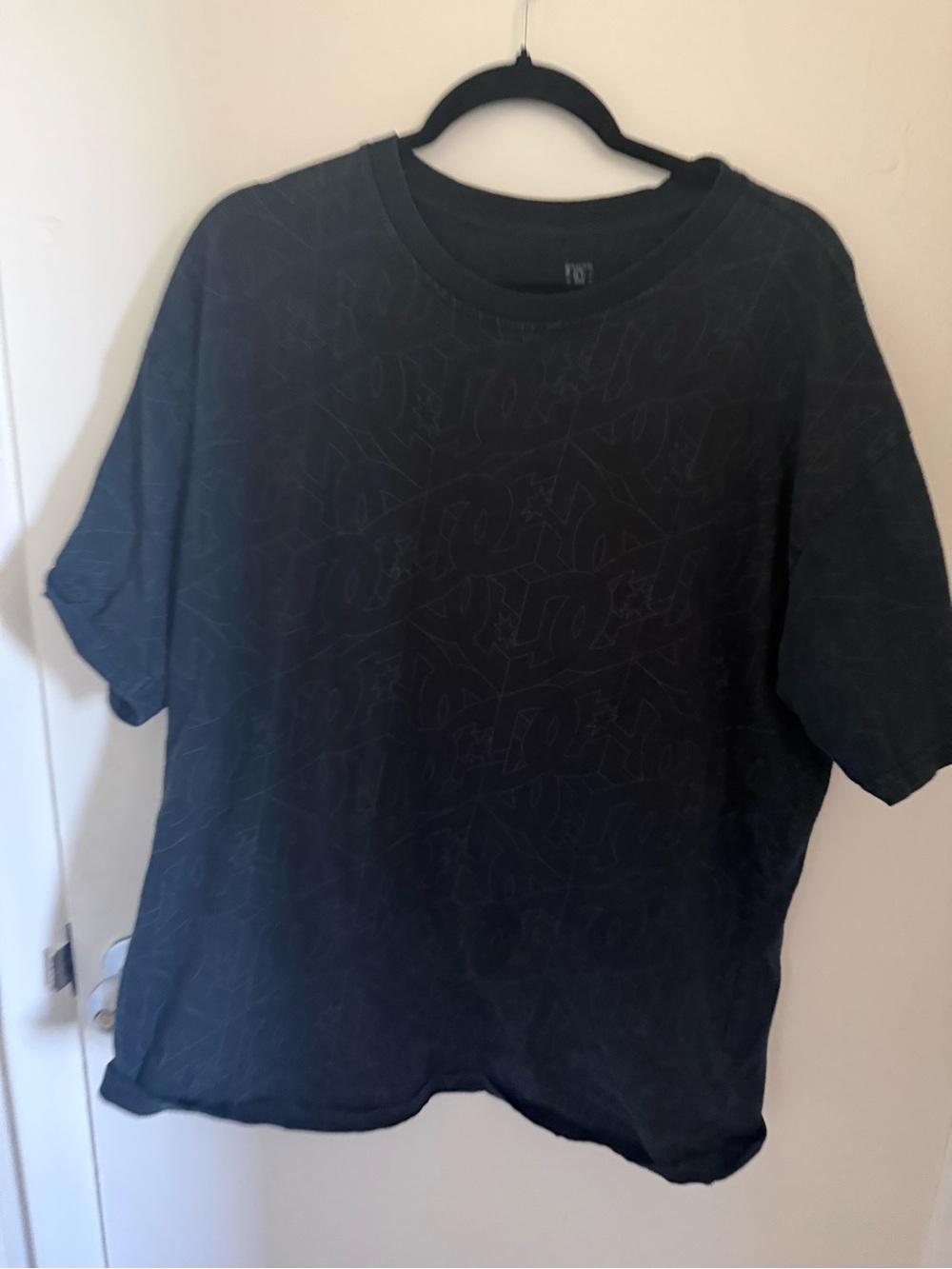 Dakine Y2K Black Short-Sleeve Crew T-Shirt - Picture 2 of 5